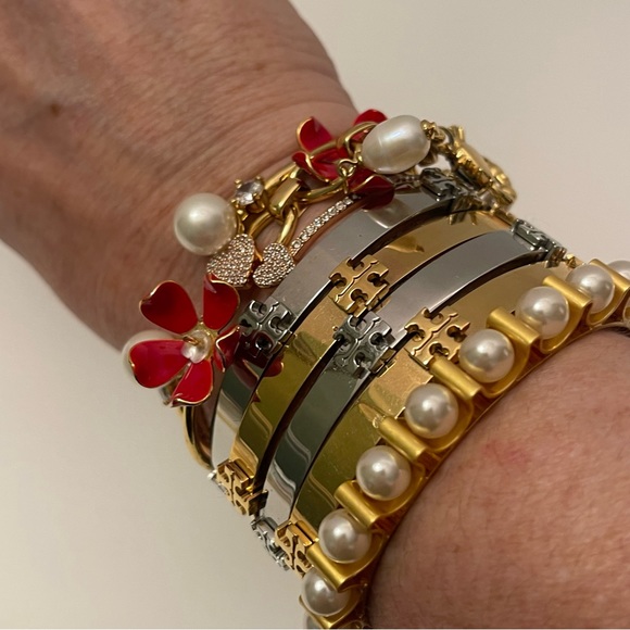 Tory Burch- Miller Logo Hinged Bangle Bracelet available in silver or gold - Picture 8 of 10